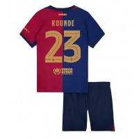 Camisa de Futebol Barcelona Jules Kounde #23 Equipamento Principal Infantil 2024-25 Manga Curta (+ Calças curtas)